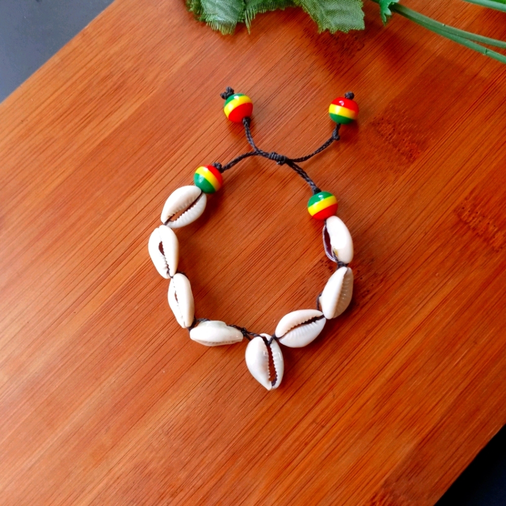 1PC Beautiful Cowrie Shell Rasta Bracelet - Picture 12 of 12